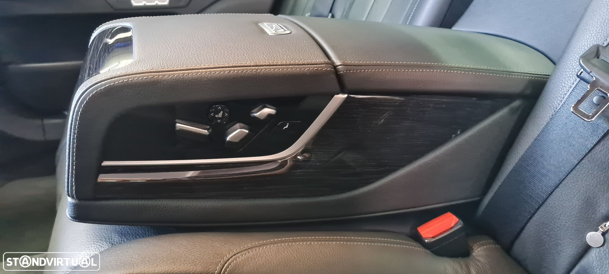 BMW 740 d xDrive Pack M - 23