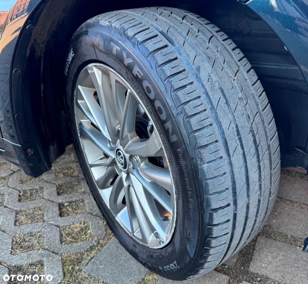 Toyota Avensis Touring Sports 1.6 D-4D Executive - 22