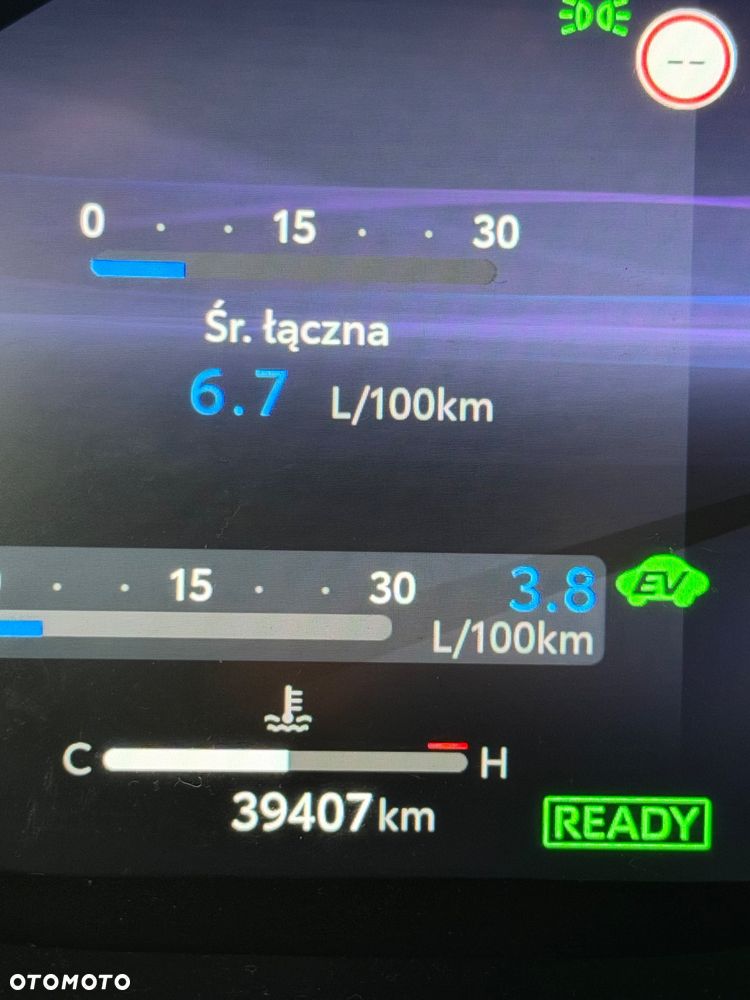 Toyota RAV4 - 9