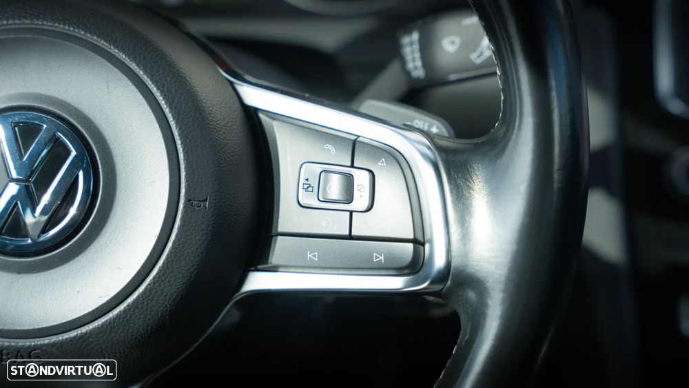 VW Golf 2.0 TDi GTD DSG - 26