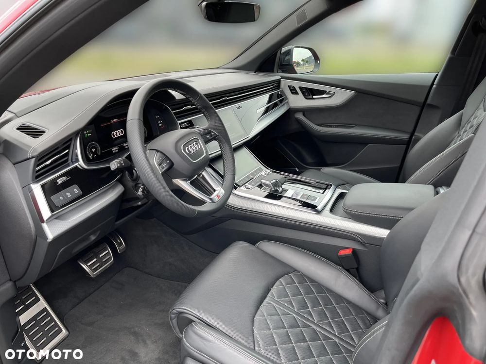 Audi Q8 - 9