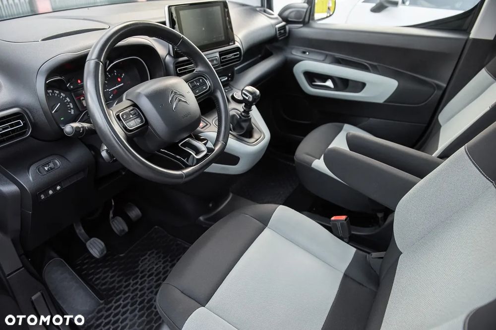 Citroën Berlingo XL BlueHDi 130 PLUS - 15