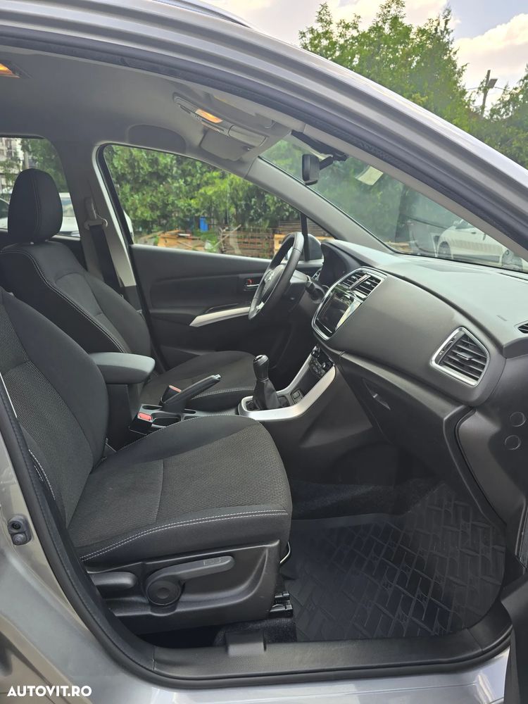 Suzuki S-Cross 1.0 Passion - 9