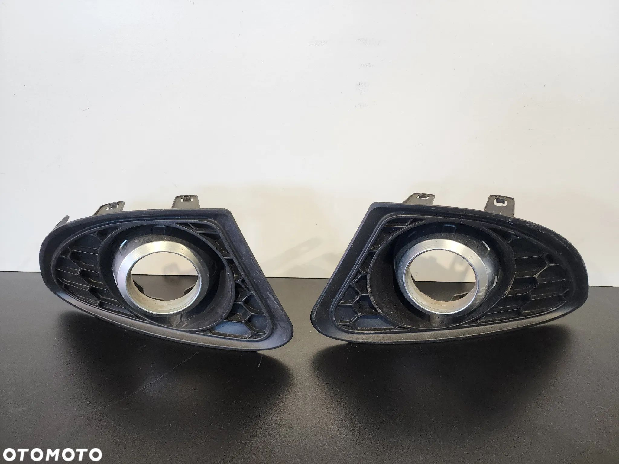 Alfa Romeo Giulietta LIFT kratka osłona halogenu - 1