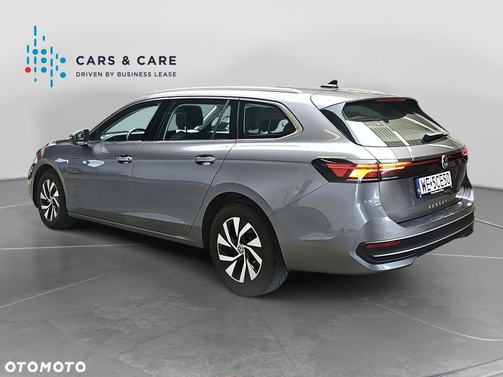 Volkswagen Passat - 31