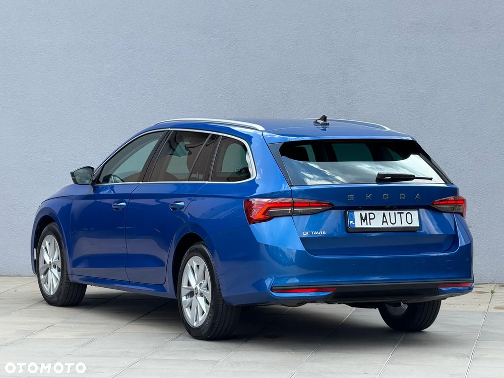 Skoda Octavia 1.5 TSI mHEV Selection DSG - 4