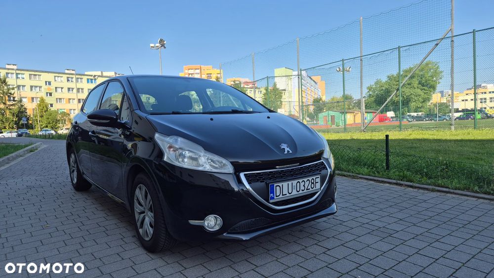 Peugeot 208 1.2 PureTech Style - 6