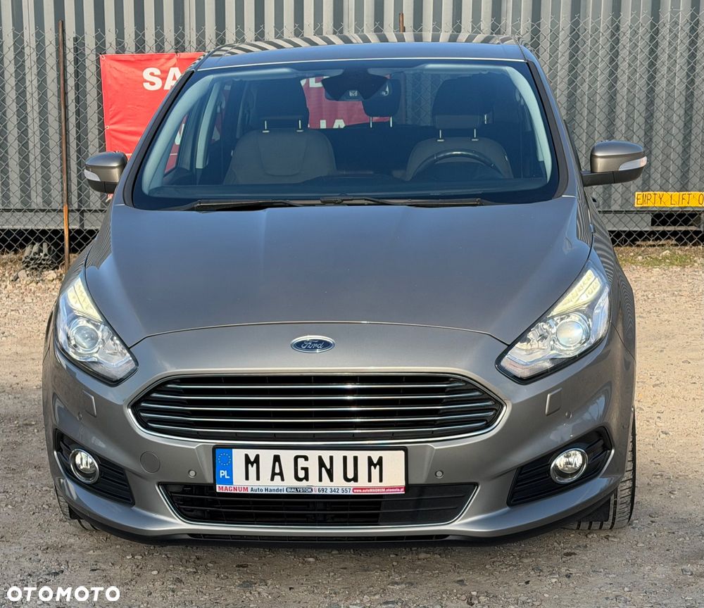 Ford S-Max - 22