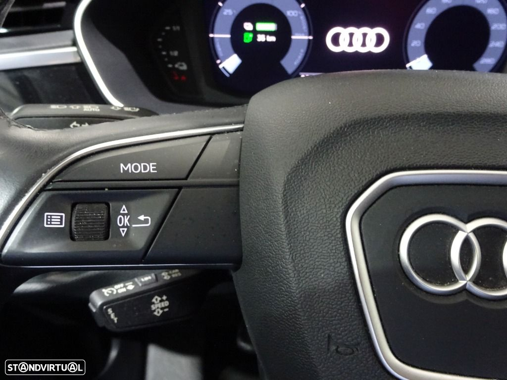 Audi Q3 45 TFSIe S tronic - 14