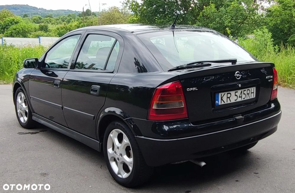 Opel Astra 1.7 DTI Comfort - 9