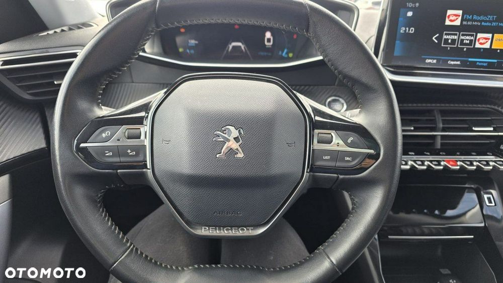 Peugeot 2008 - 9