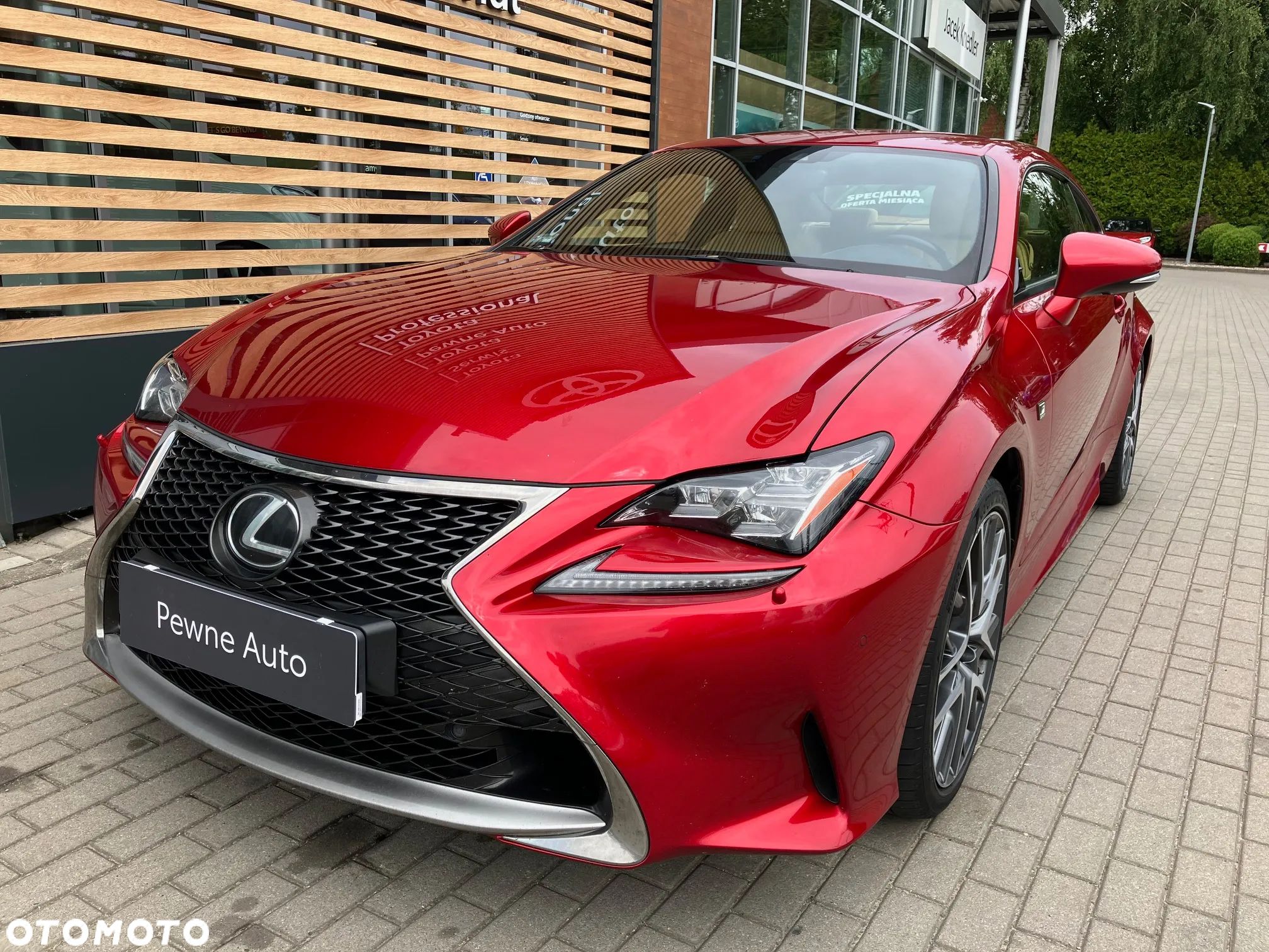 Lexus RC 200t / 300 F Sport - 1