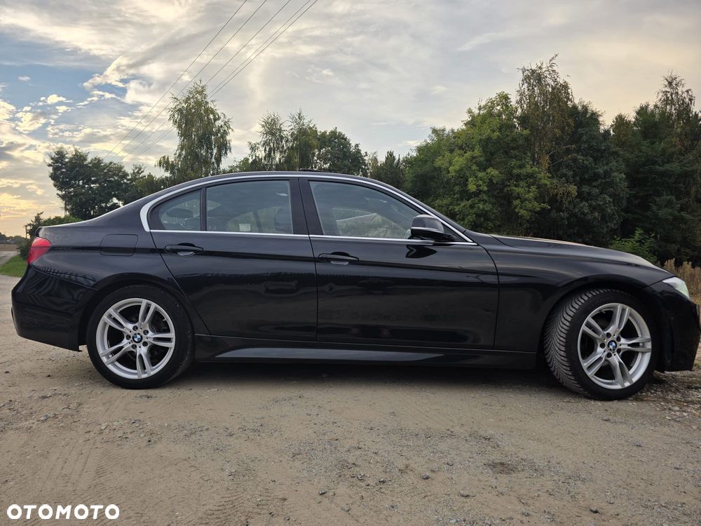 BMW Seria 3 318i Edition M Sport Shadow - 34