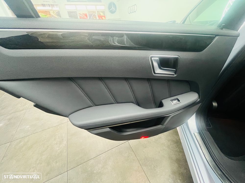 Mercedes-Benz E 300 Bluetec Hybrid Avantgarde - 39