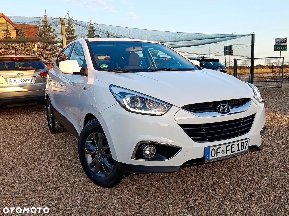 Hyundai ix35 blue 1.6 2WD Finale Silver - 4