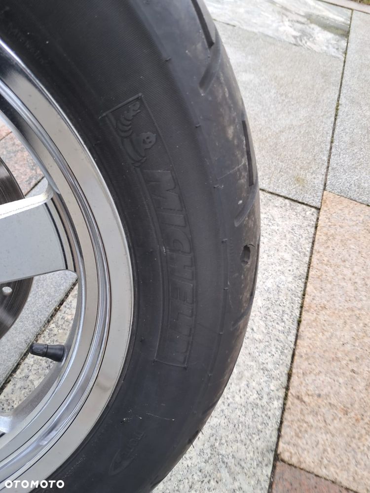 Harley-Davidson Sportster Custom 1200C - 10