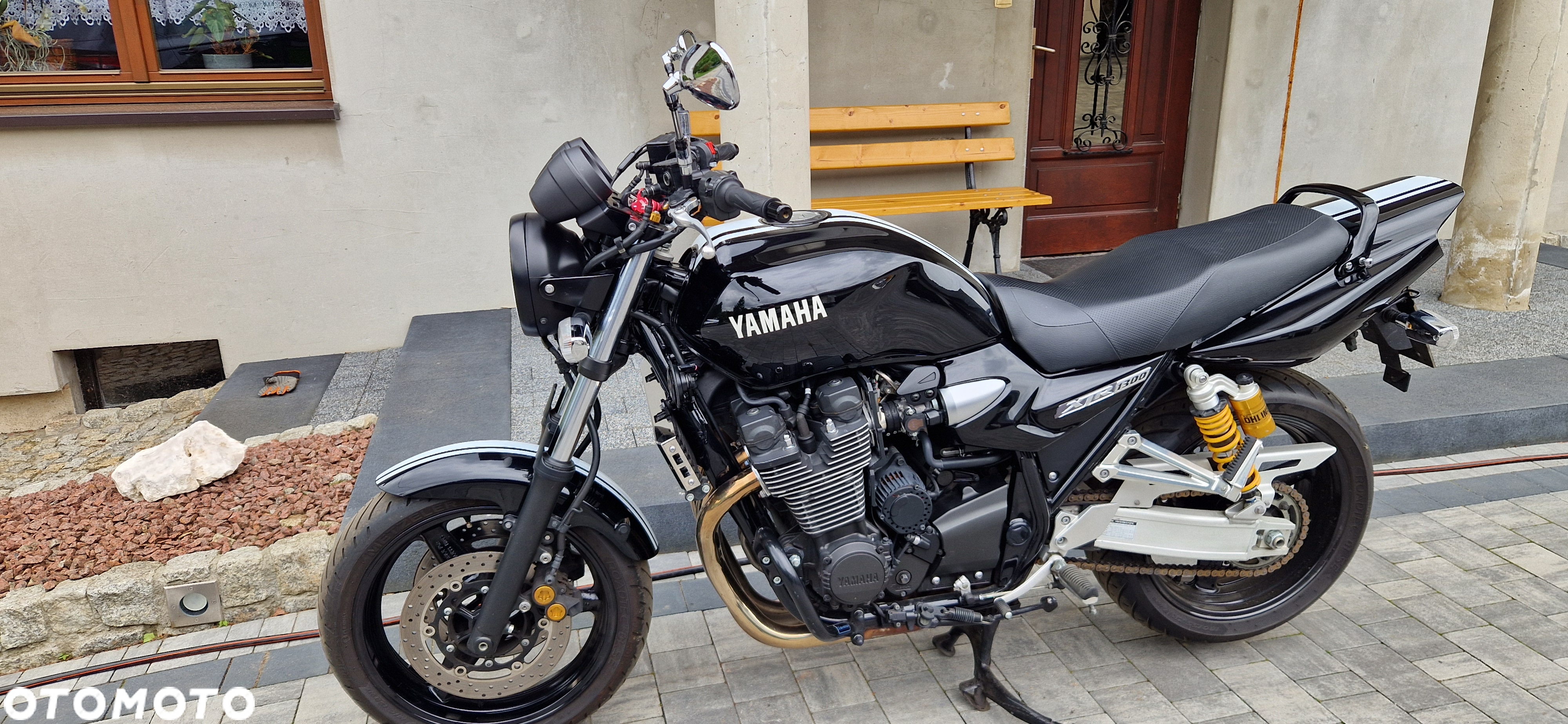 Yamaha XJR - 13