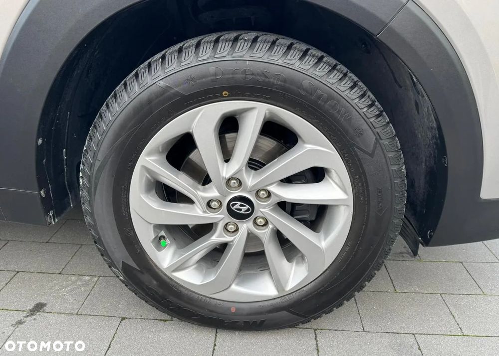 Hyundai Tucson blue 1.7 CRDi 2WD Trend - 36