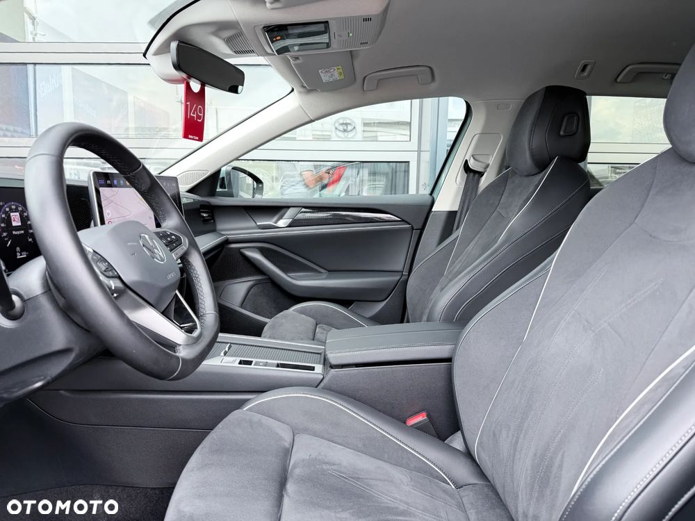 Volkswagen Passat Variant 1.5 TSI ACT mHEV Business DSG - 27