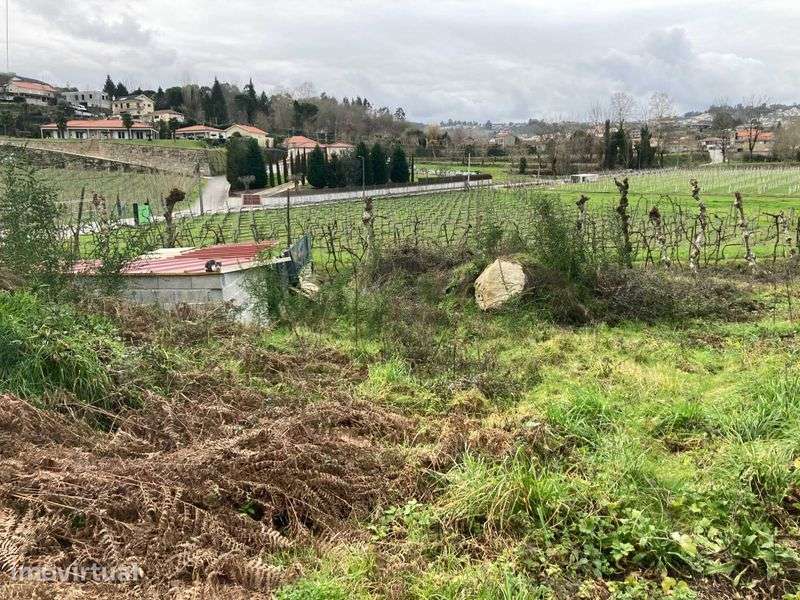 casa para restaurar,com terreno, em Felgueiras - Grande imagem: 2/5