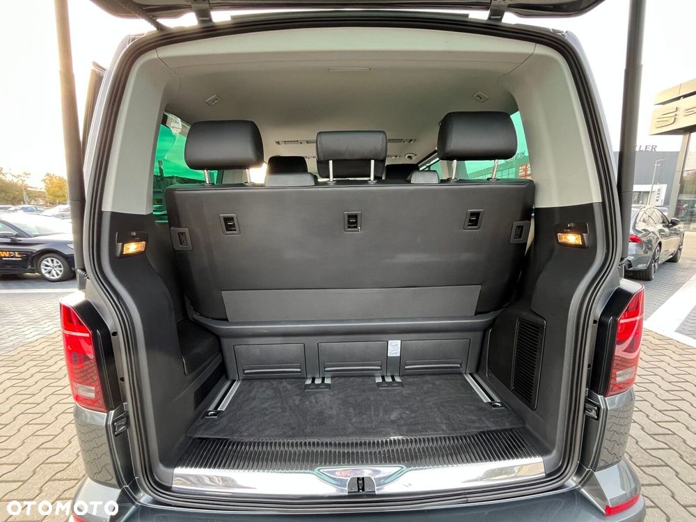 Volkswagen Multivan - 17