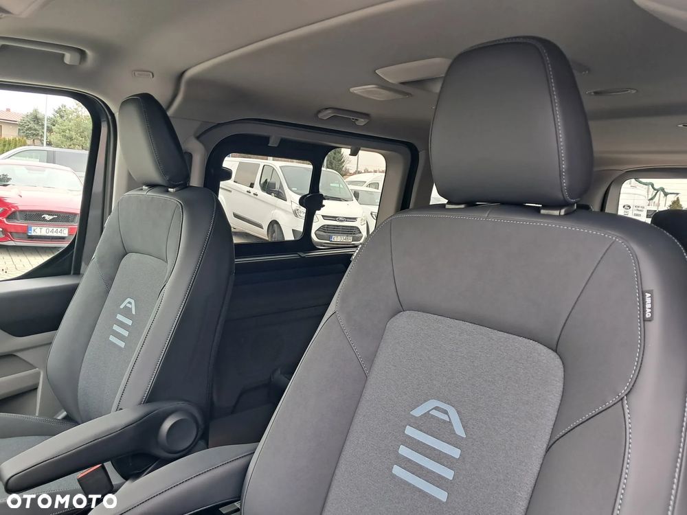Ford Tourneo Custom 2.0 EcoBlue L2 Active SelectShift - 17