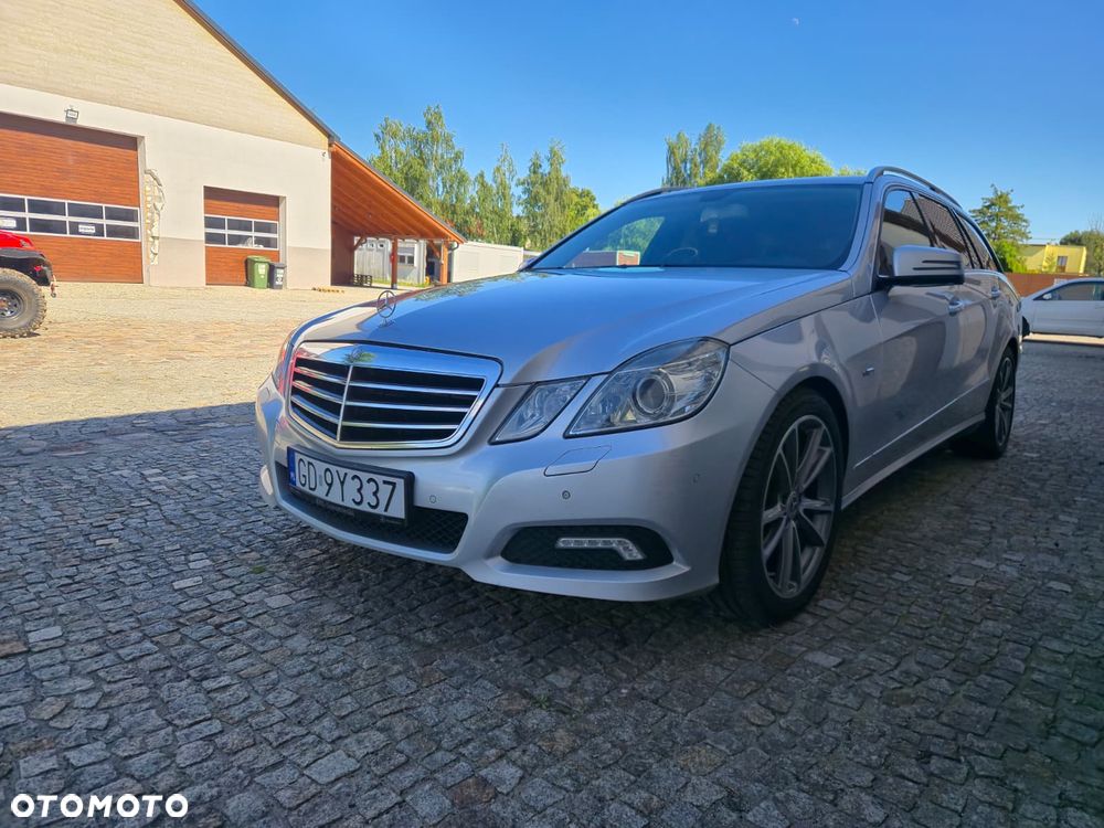 Mercedes-Benz Klasa E 350 CDI DPF BlueEFFICIENCY 7G-TRONIC Avantgarde - 3