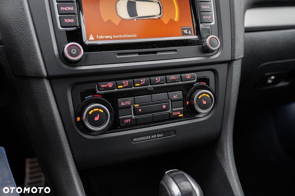 Volkswagen Golf 2.0 R DSG - 28