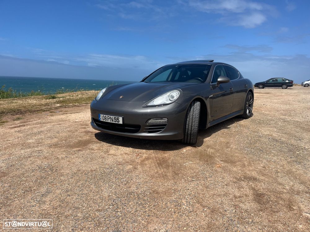 Porsche Panamera S Hybrid J19 - 9