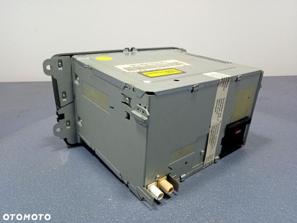VW GOLF V PLUS RADIO CD FABRYCZNE OEM - 2