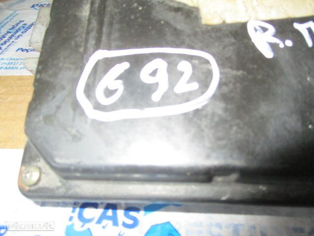 Centralina 8200124318 8200080285 RENAULT MEGANE 1998 1.4I SIEMENS - 2