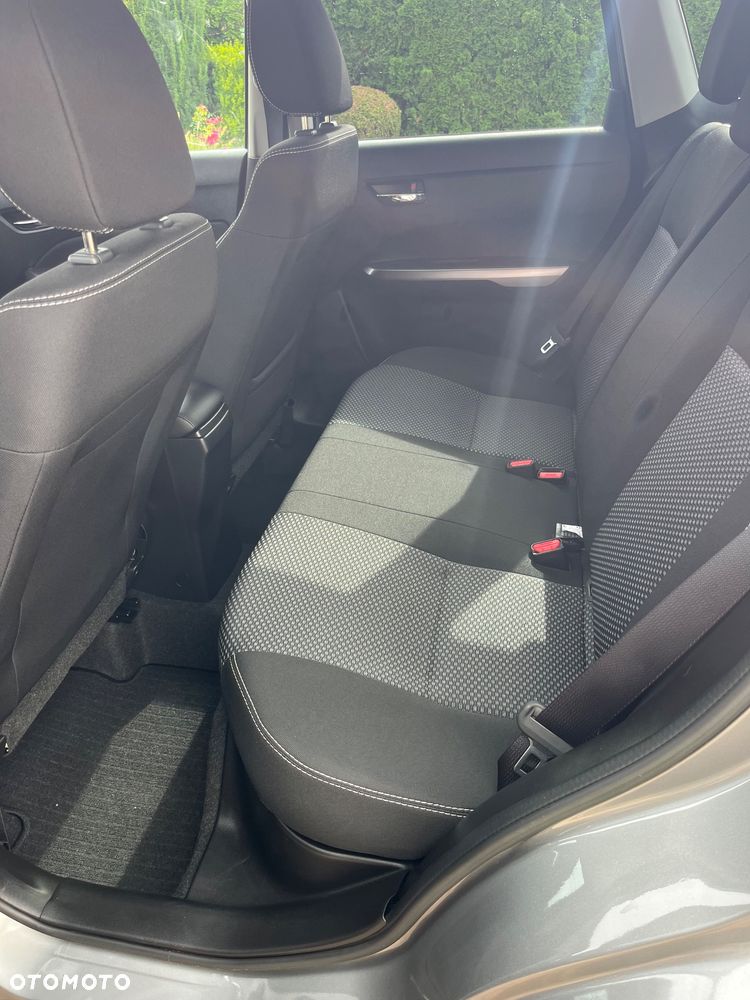 Suzuki Vitara 1.4 Boosterjet Hybrid Comfort+ - 11
