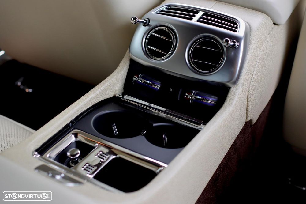 Rolls Royce Wraith 6.6 Twin-Turbo V12 - 27