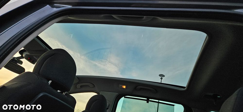 Peugeot 5008 HDI FAP 115 Allure - 14