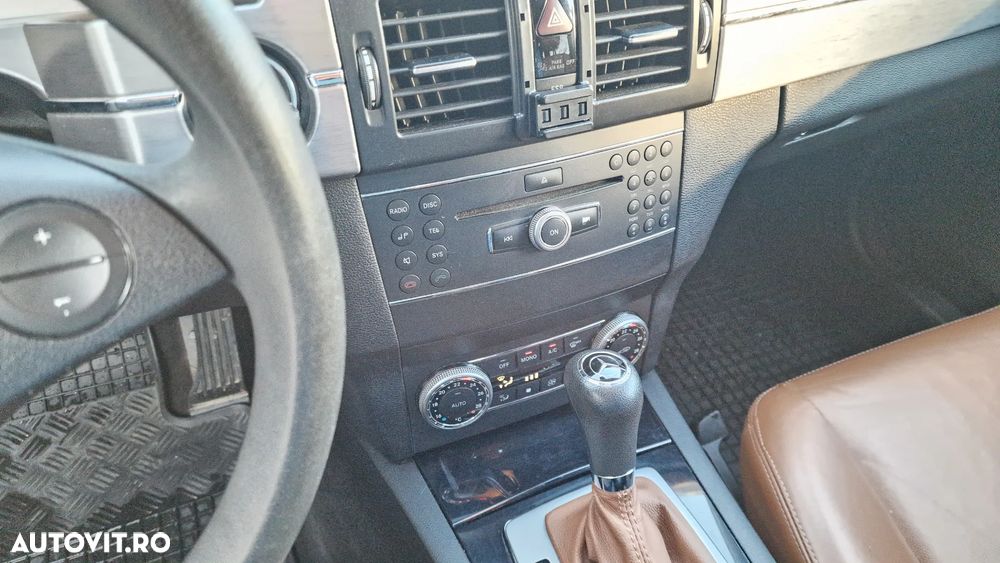 Mercedes-Benz GLK 220 CDI DPF 4Matic BlueEFFICIENCY 7G-TRONIC Edition 1 - 8