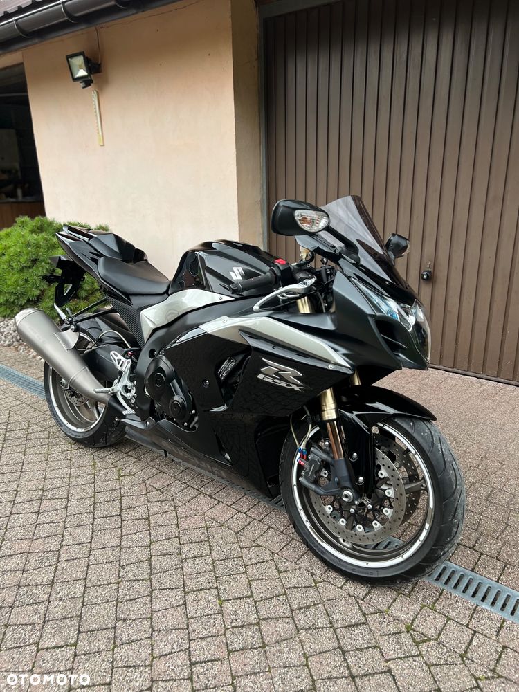 Suzuki GSX-R - 1