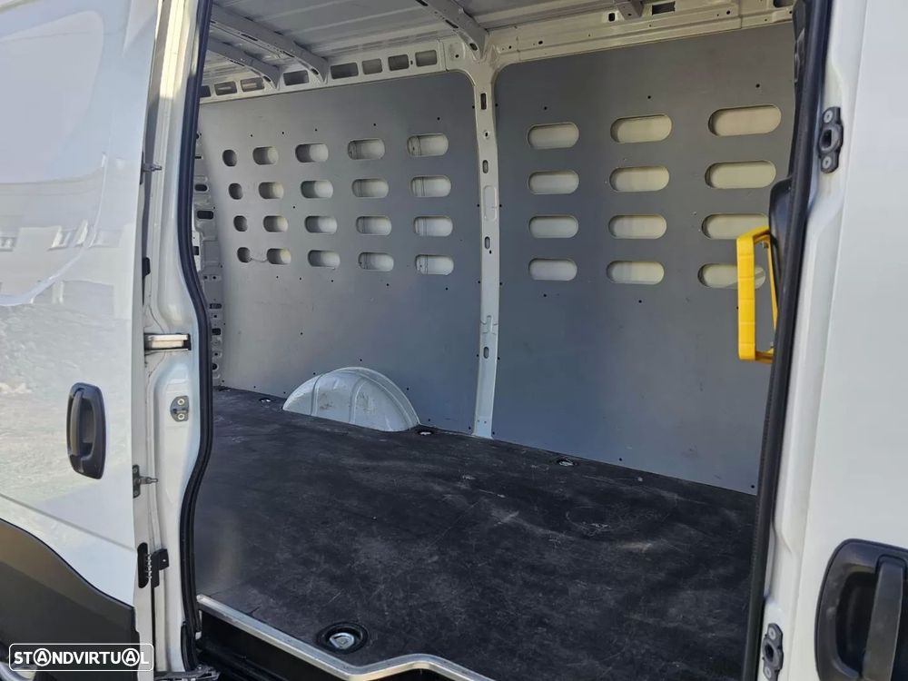 Iveco daily 35s14 - 8
