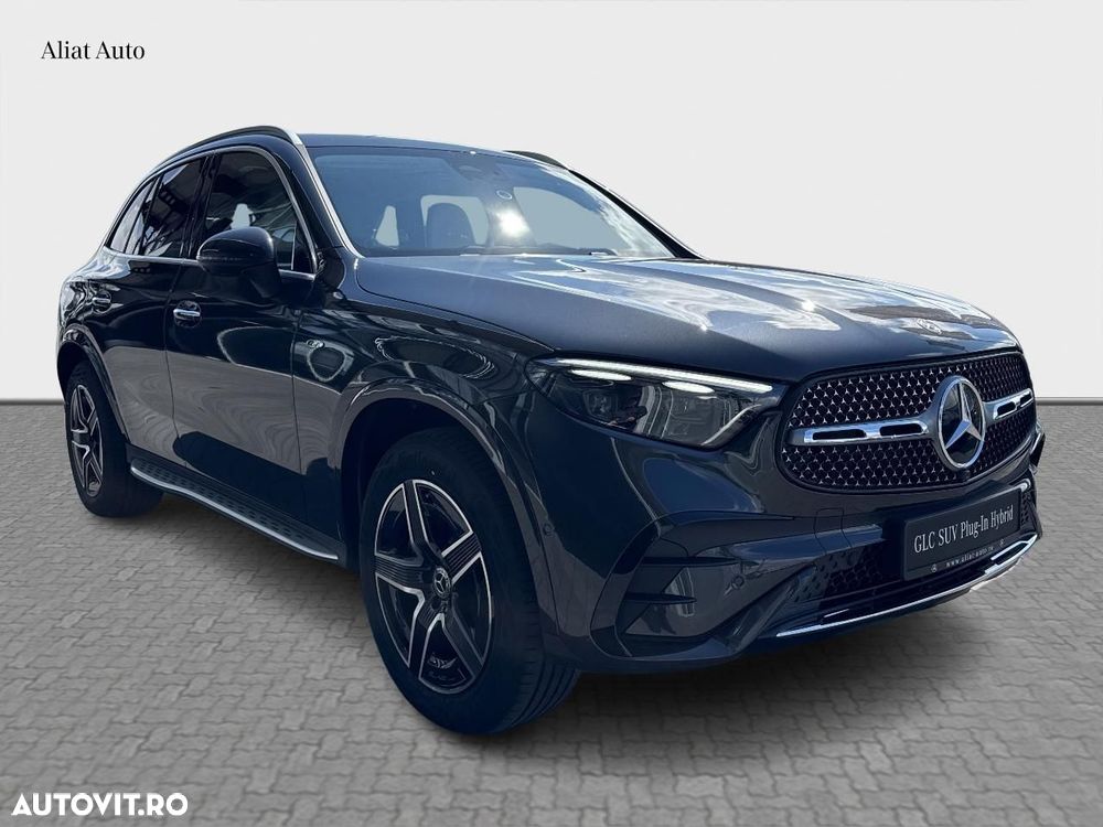 Mercedes-Benz GLC 300 e 4MATIC - 2