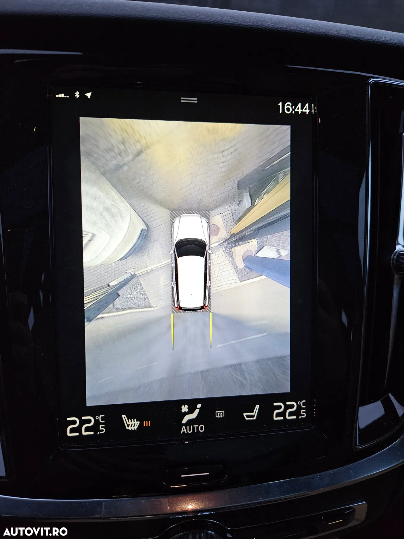 Volvo V60 T6 AWD Recharge Geartronic Inscription - 11