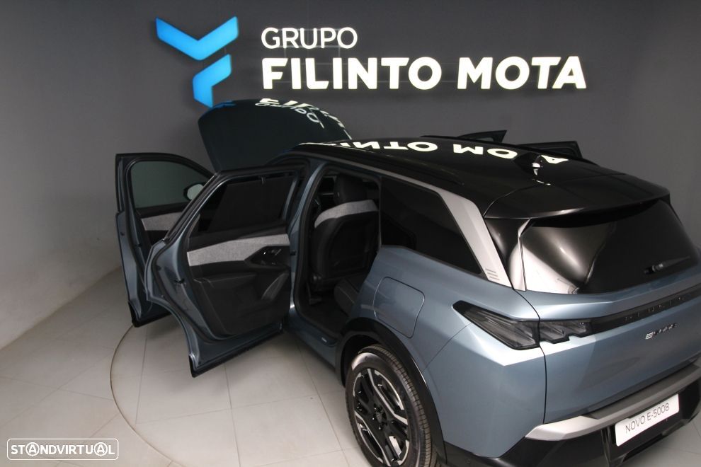 Peugeot E-5008 73 kWh GT - 11