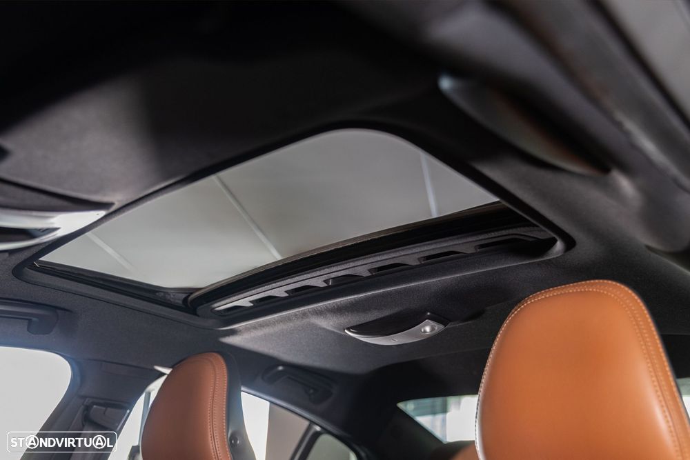 Volvo S60 Cross Country - 23