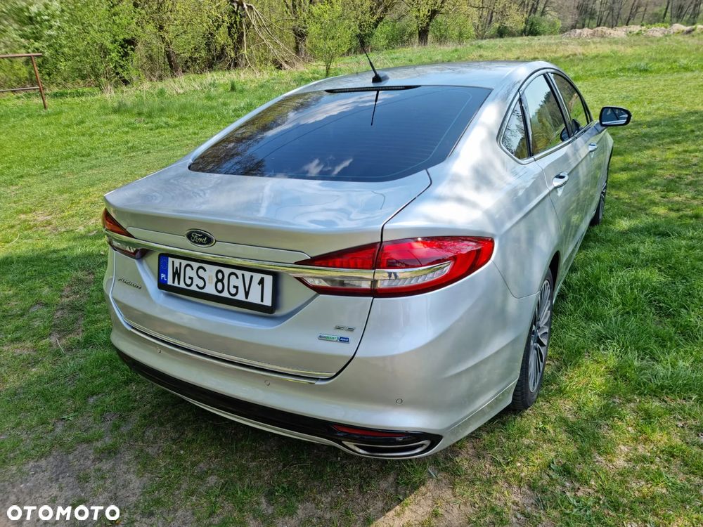 Ford Fusion - 4