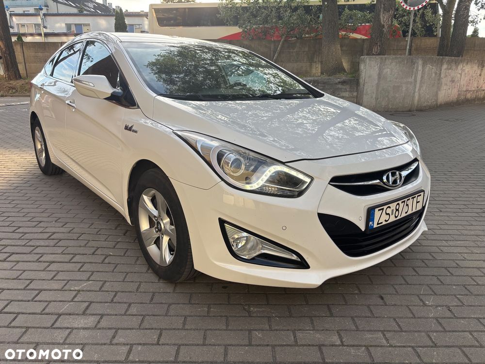 Hyundai i40 1.7 CRDi Comfort - 1