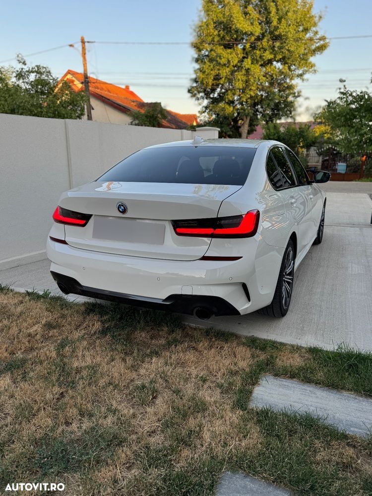 BMW Seria 3 330e Aut. M Sport - 17