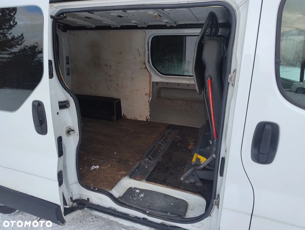Renault Trafic - 8