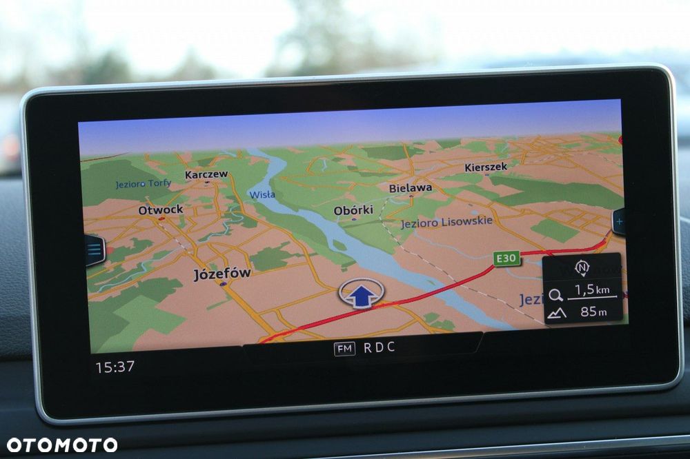 Audi A4 Limousine - 32