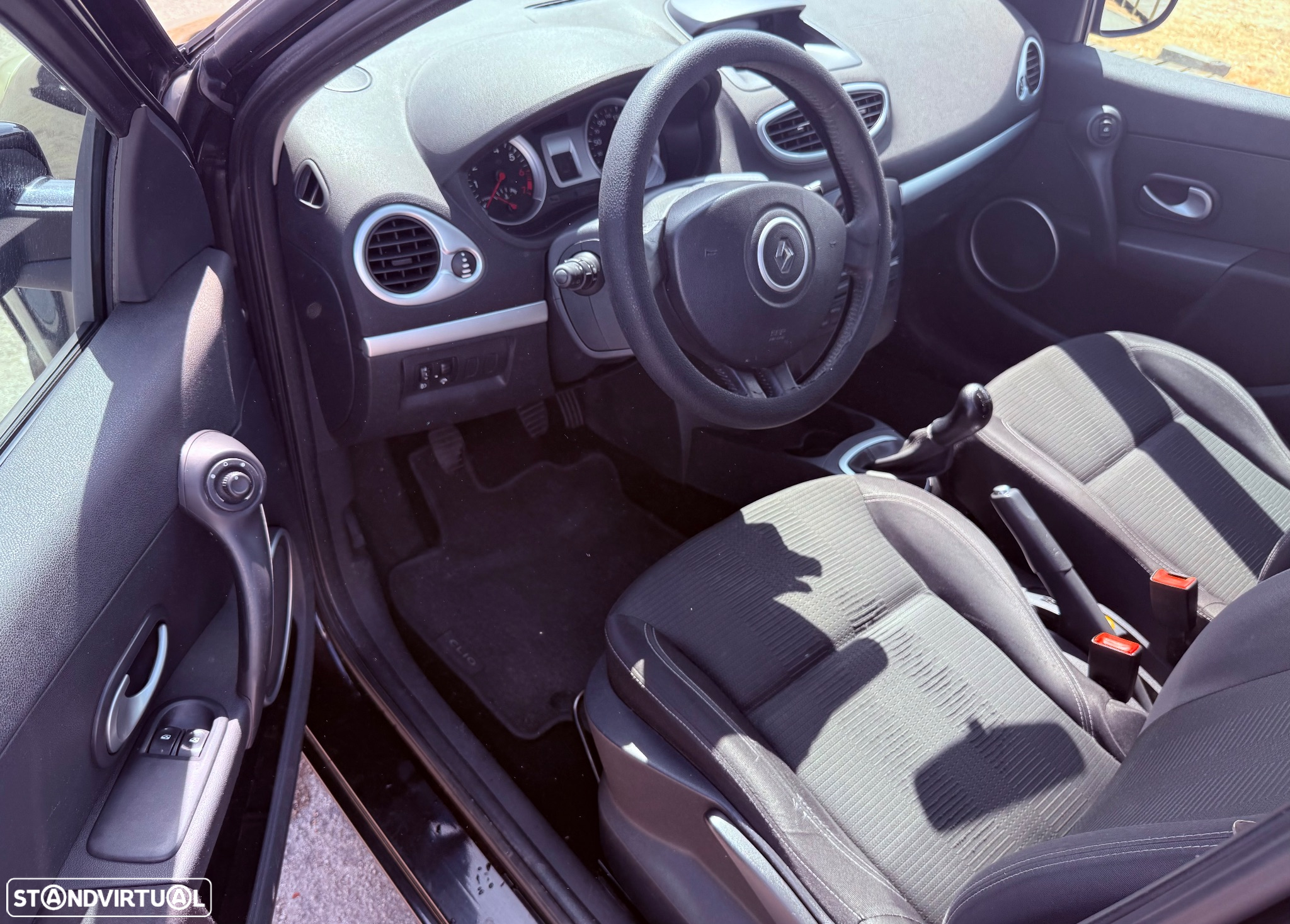 Renault Clio 1.2 16V Fairway - 5