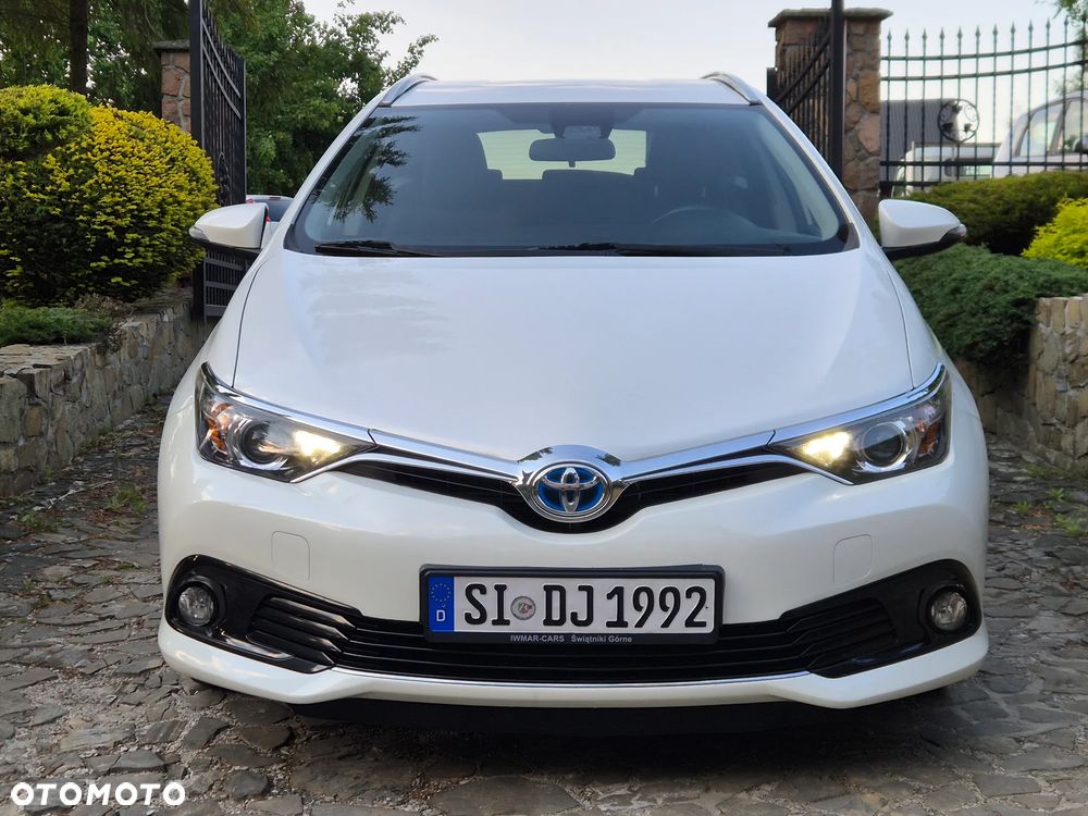 Toyota Auris - 12