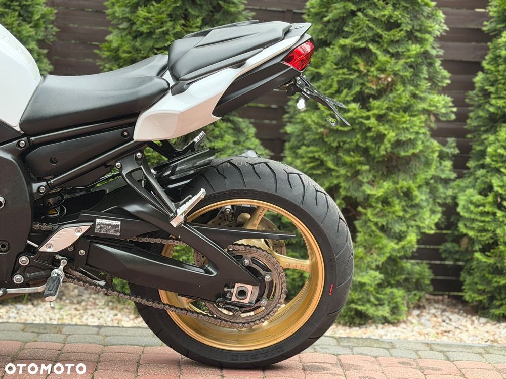Yamaha FZ8 - 20