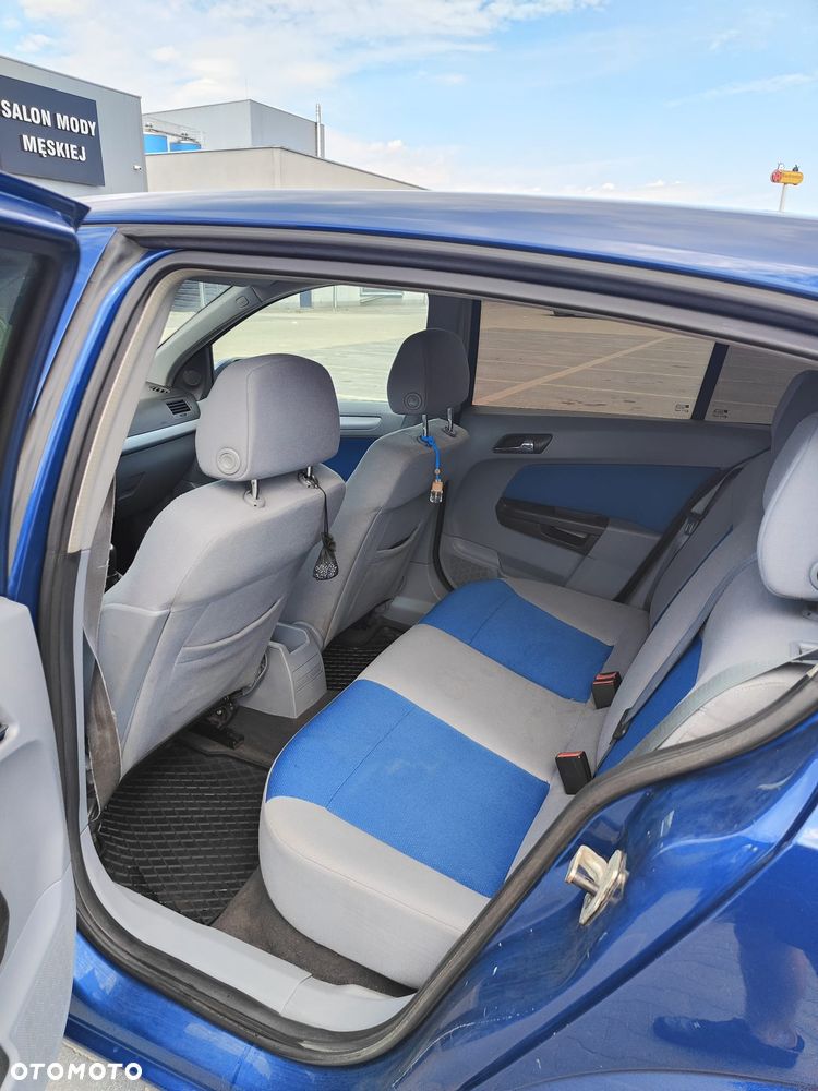 Opel Astra - 9